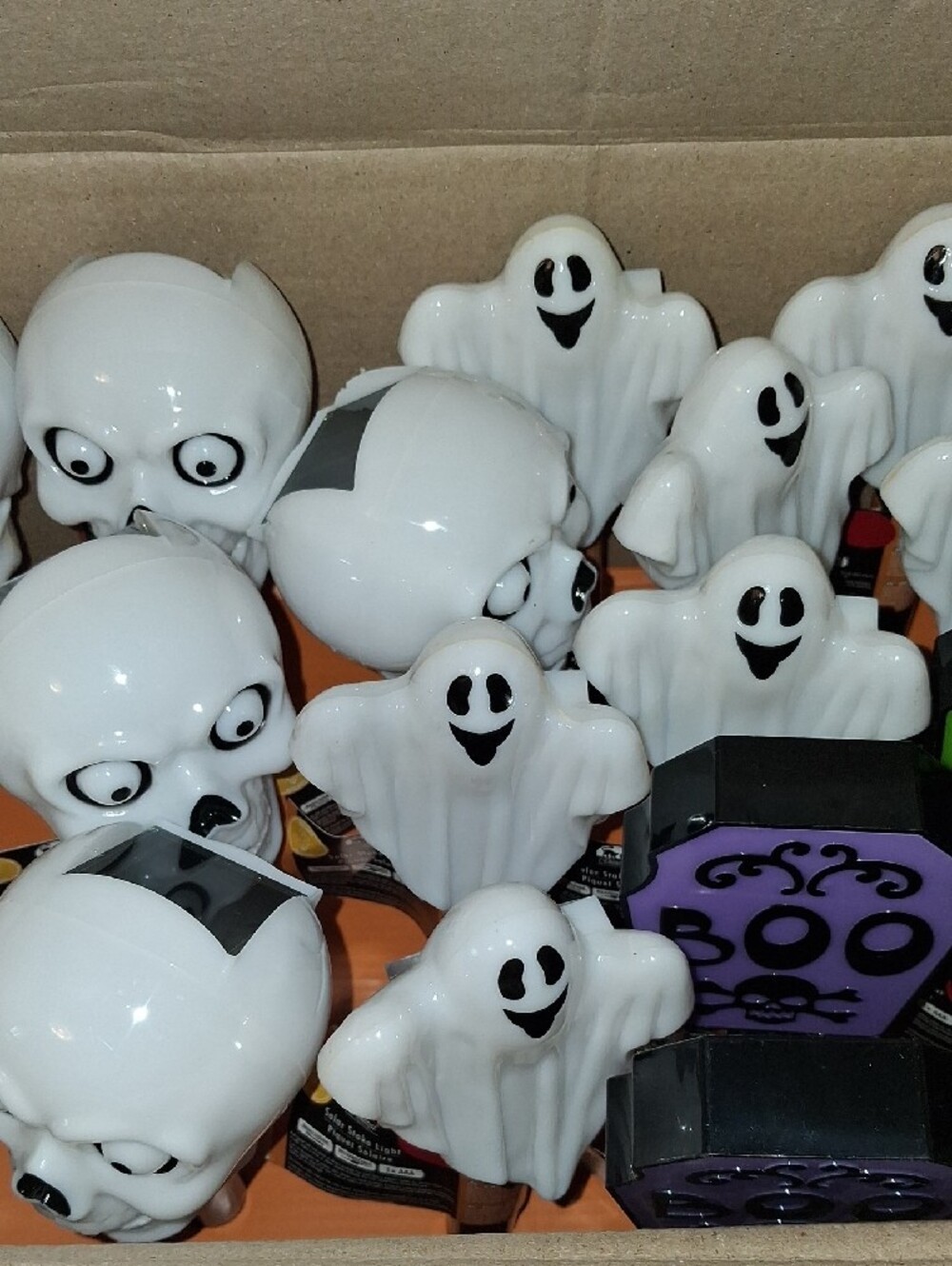 Halloween Solar Stakes Counter Display - Picture 6 of 10